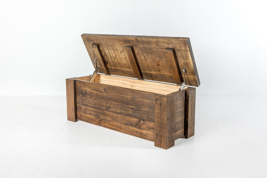 Hudson Blanket Box